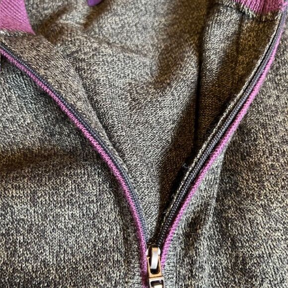 Alan Flusser 1/4 Zip Sweater Charcoal blend with Purple Zip and Collar Large - Picture 6 of 7